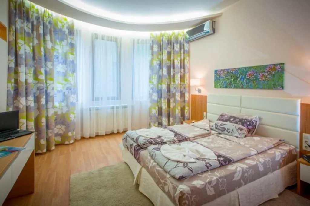 High Tech - Luxurious Apartment Sofía